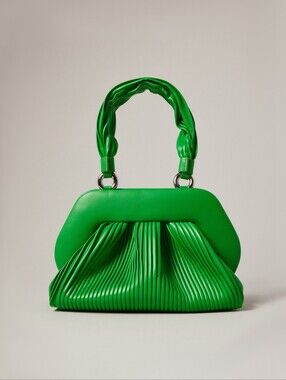 THEMOIRè Tia Plissa Bag In Green